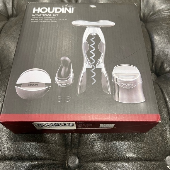 New! Wine Tool Kit With “Wine Not” Decorative Towel - Picture 2 of 7